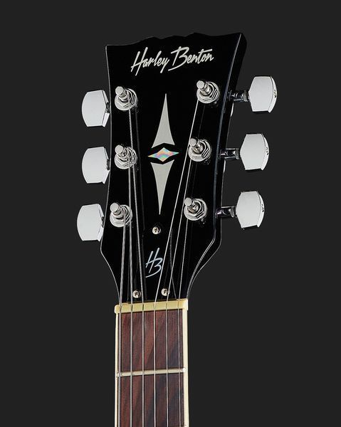 Бас-гітара Harley Benton HB-35 BK Vintage Series w/Bag (комплект) 640035 фото
