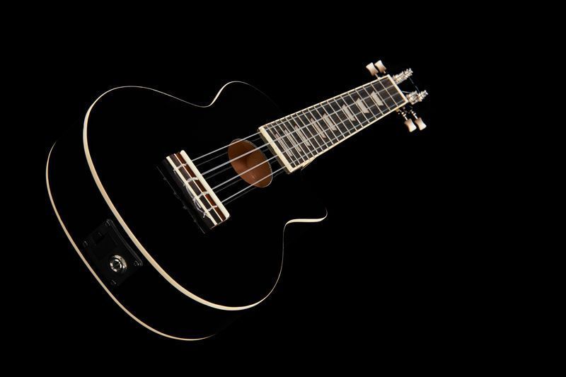 Harley Benton UK-L100E BK Soprano Ukulele 289422 фото