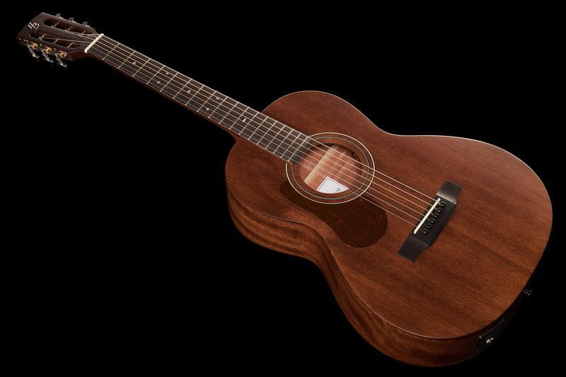 Акустична гітара Harley Benton Custom Line CLP-15ME LH Bundle (комплект) 565619 фото