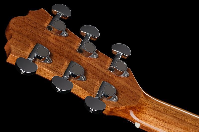Акустическая гитара Harley Benton CLC-650SM-CE BK Solid Wood 488812 фото