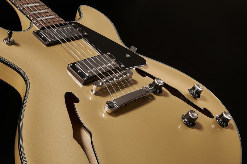 Електрогітара Harley Benton HB-35Plus Shoreline Gol Bundle (комплект) 580989 фото